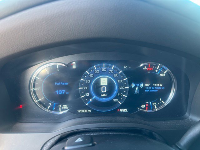 Used 2019 Cadillac Escalade Luxury AWD/4WD image 29