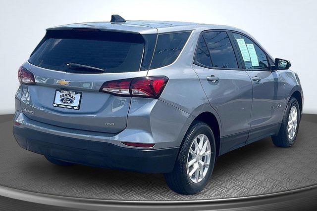 Used 2024 Chevrolet Equinox LS AWD/4WD image 13
