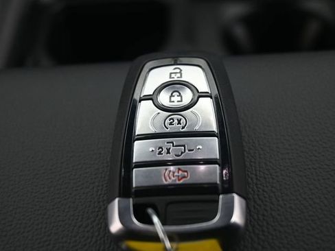 New 2026 Ford F250 Lariat RWD image 17