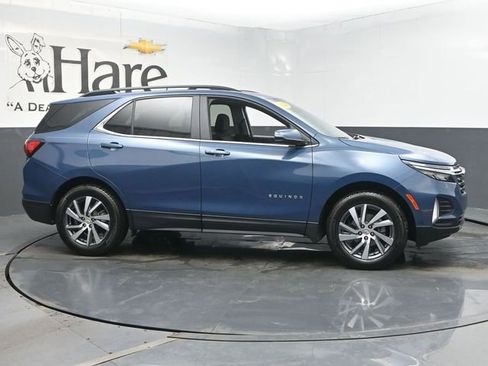 Used 2024 Chevrolet Equinox LT AWD/4WD image 1