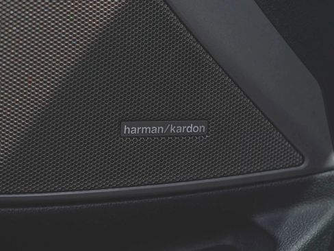 Used 2020 BMW M340i w/ Premium Package image 11