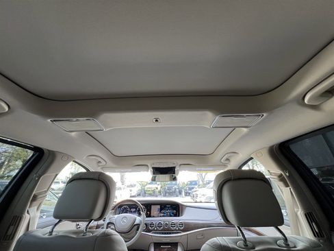 Used 2015 Mercedes-Benz S 550 Sedan image 20