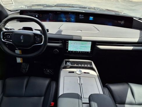 New 2025 Lincoln Navigator L Reserve w/ Jet Appearance Package AWD/4WD image 6