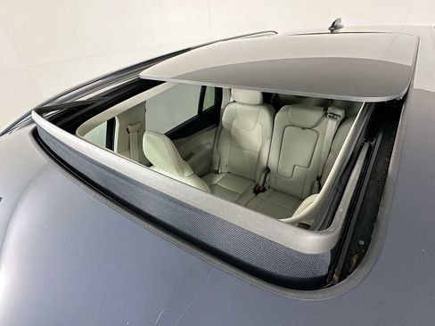 Used 2025 Volvo XC90 B6 Plus w/ Protection Package Premier image 20