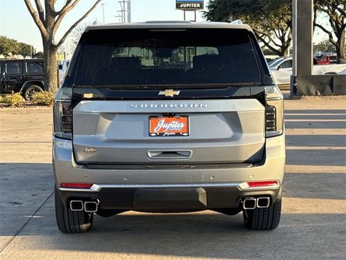 New 2026 Chevrolet Suburban High Country image 5