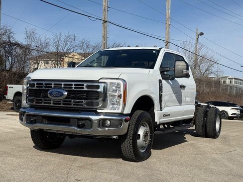 Certified 2023 Ford F350 XL w/ Snow Plow Prep Package image 8
