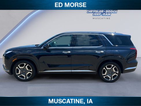 Used 2024 Hyundai Palisade Limited AWD/4WD image 2