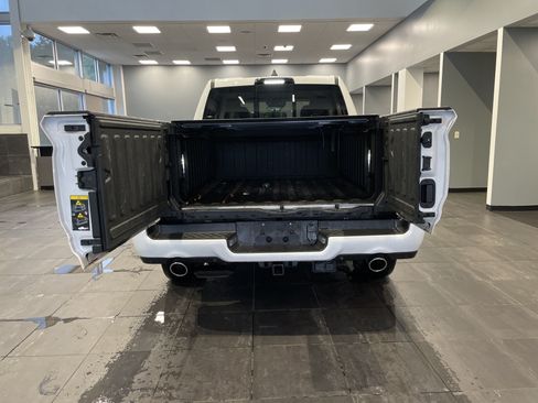Used 2024 RAM 1500 Limited AWD/4WD image 38