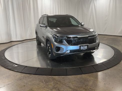 New 2026 Kia Seltos S image 4