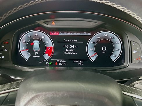 Used 2022 Audi SQ7 Premium Plus w/ SQ7 Executive Package image 12