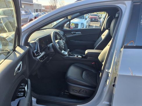 Used 2025 Kia Sportage X-Line image 25