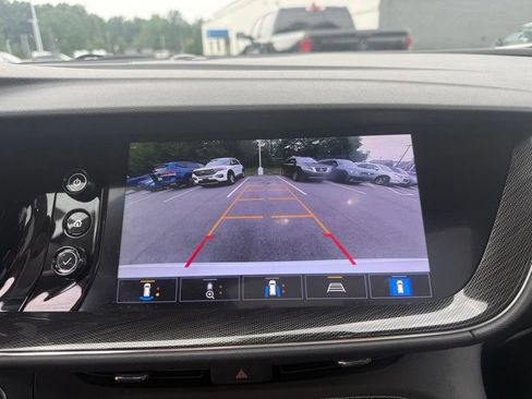 Used 2021 Buick Envision Essence w/ Technology Package I AWD/4WD image 12
