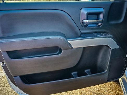 Used 2017 Chevrolet Silverado 1500 LT w/ LT Convenience Package image 10