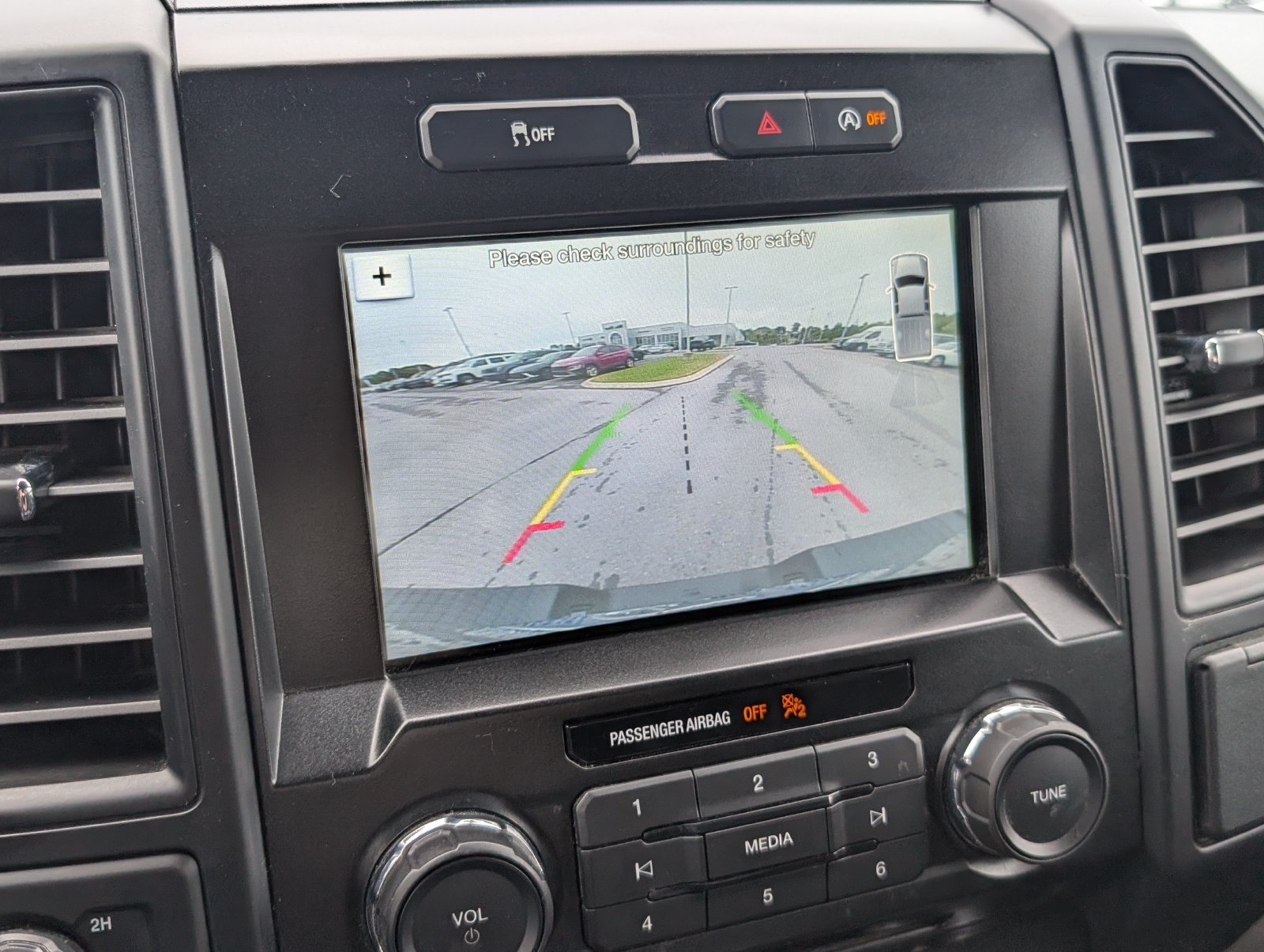 Used 2017 Ford F150 XL w/ Equipment Group 101A Mid AWD/4WD image 17