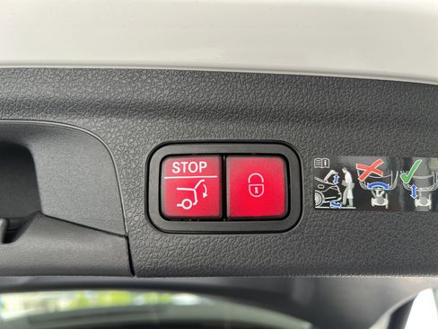 Certified 2025 Mercedes-Benz GLE 350 GLE 350 image 15