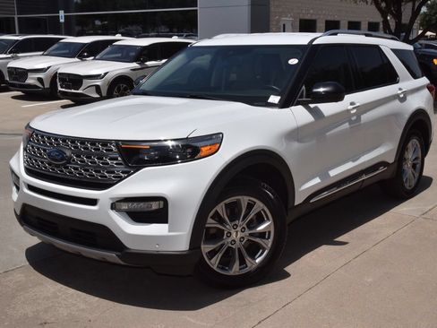Certified 2023 Ford Explorer Limited AWD/4WD image 40