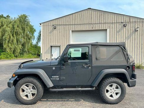 Certified 2018 Jeep Wrangler Sport AWD/4WD image 8