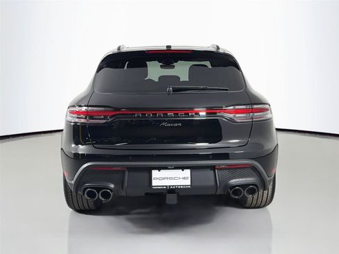 Certified 2026 Porsche Macan AWD/4WD image 6