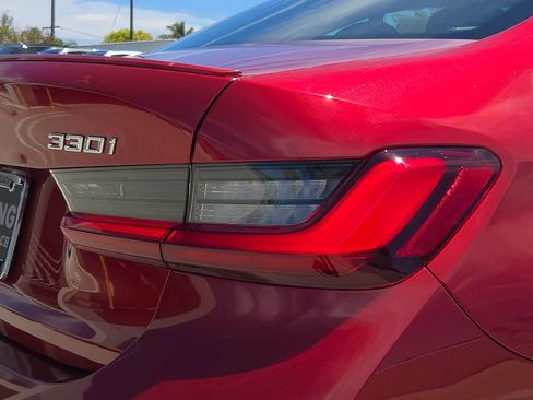 New 2026 BMW 330i Sedan w/ M Sport Package RWD image 4