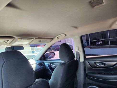 Used 2017 Nissan Rogue SV image 20