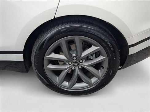 New 2026 Land Rover Range Rover Velar Dynamic SE image 10