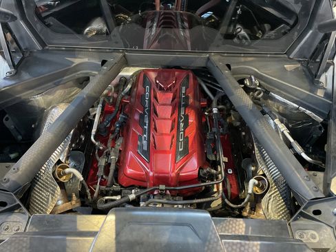 Used 2022 Chevrolet Corvette Stingray Preferred Cpe w/ Z51 Performance Package RWD image 41