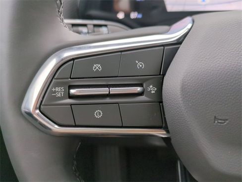 New 2026 Chevrolet Equinox LT image 24