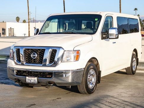 Used 2016 Nissan NV 3500 SV w/ SV Technology Package image 4
