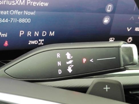 Used 2024 Buick Envision Preferred AWD/4WD image 41