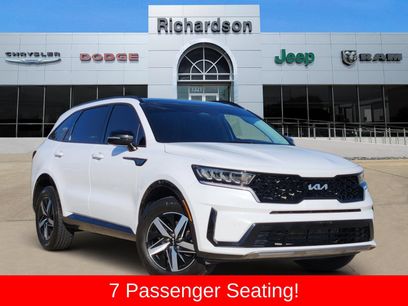 Used 2023 Kia Sorento S w/ Panoramic Sunroof Package