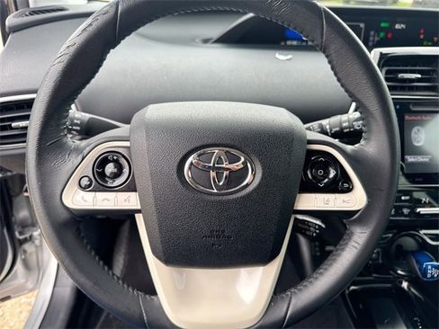 Used 2017 Toyota Prius Four image 15