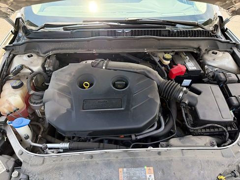 Used 2016 Ford Fusion Titanium AWD/4WD image 34
