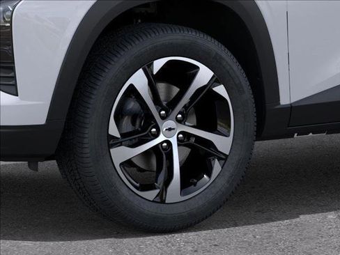New 2026 Chevrolet Trax RS w/ Sunroof Package image 9
