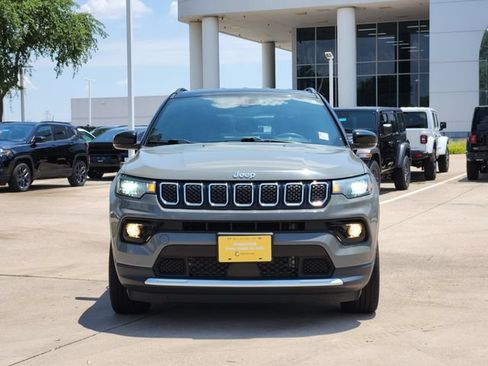 Certified 2024 Jeep Compass Limited AWD/4WD image 2