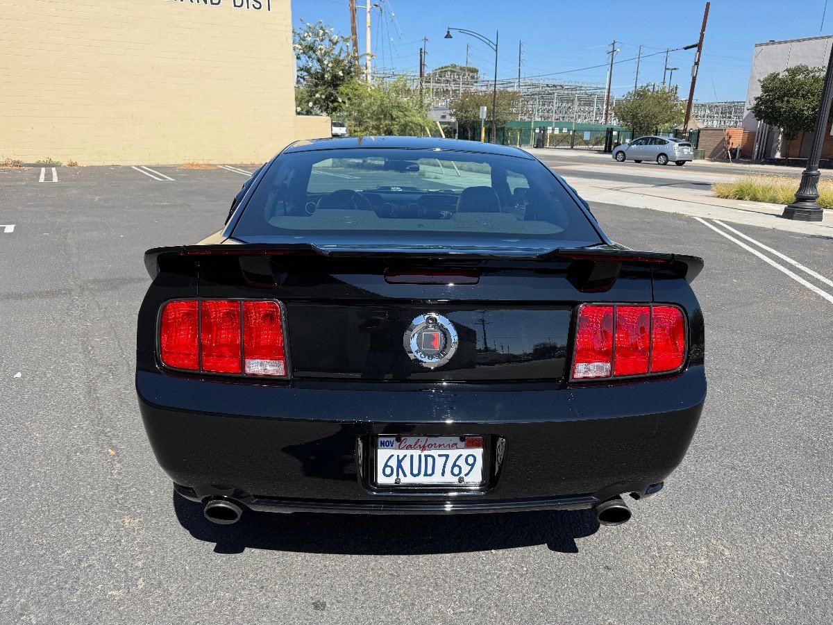 Used 2007 Ford Mustang GT RWD image 8