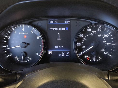 Used 2020 Nissan Rogue SV FWD image 23