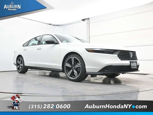 New 2026 Honda Accord SE image 16