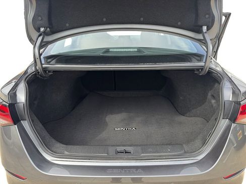 Used 2025 Nissan Sentra SV FWD image 18