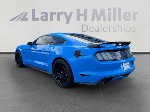 Used 2017 Ford Mustang GT Premium w/ Equipment Group 401A image 3