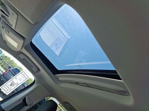 New 2025 Ford Maverick XLT w/ XLT Luxury Package image 12