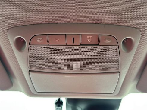 Used 2020 Nissan Rogue Sport S image 37