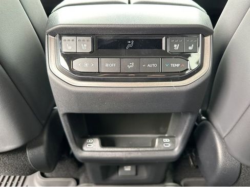 New 2026 Lexus TX 500h AWD image 8