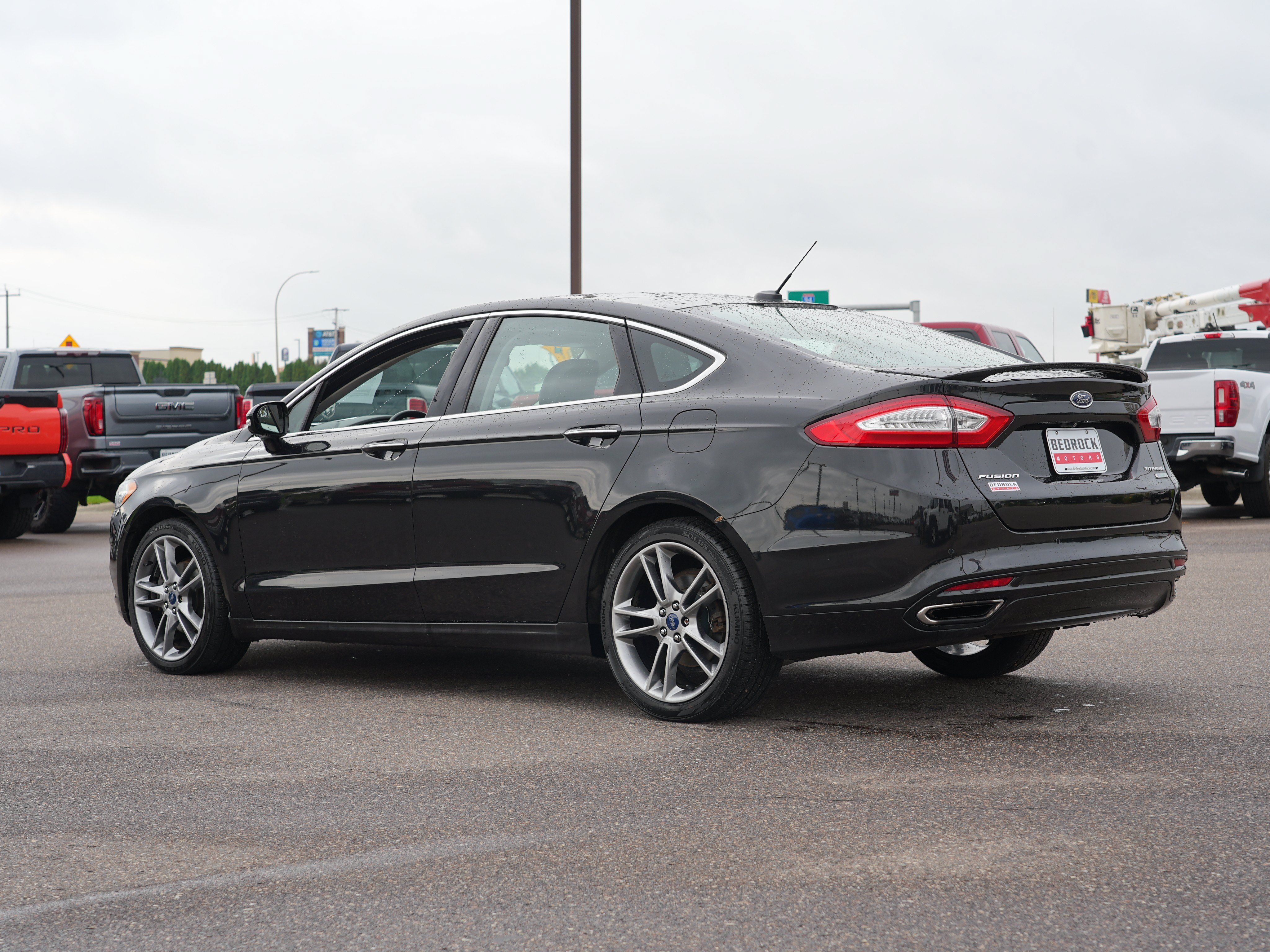 Used 2015 Ford Fusion Titanium FWD image 5