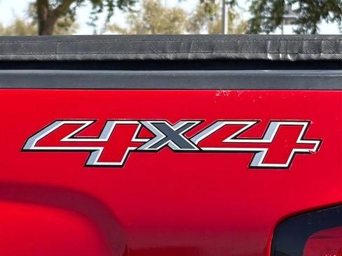 Used 2017 Chevrolet Silverado 1500 LT w/ All Star Edition AWD/4WD image 31