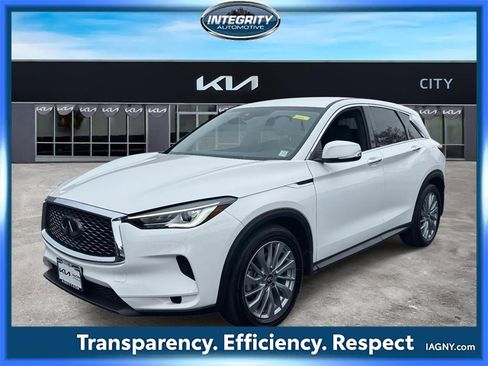Used 2023 INFINITI QX50 Pure image 4