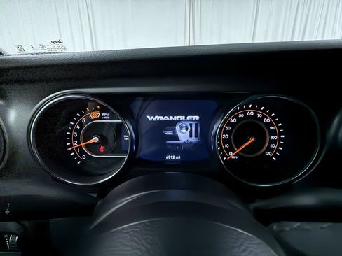 Used 2023 Jeep Wrangler Unlimited Sport AWD/4WD image 10