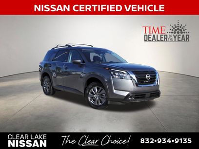 Certified 2025 Nissan Pathfinder SV