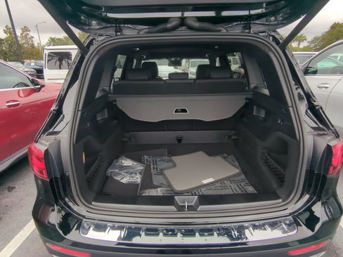 Used 2024 Mercedes-Benz GLB 250 image 24