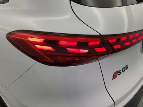 New 2026 Audi SQ5 Premium Plus AWD/4WD image 16