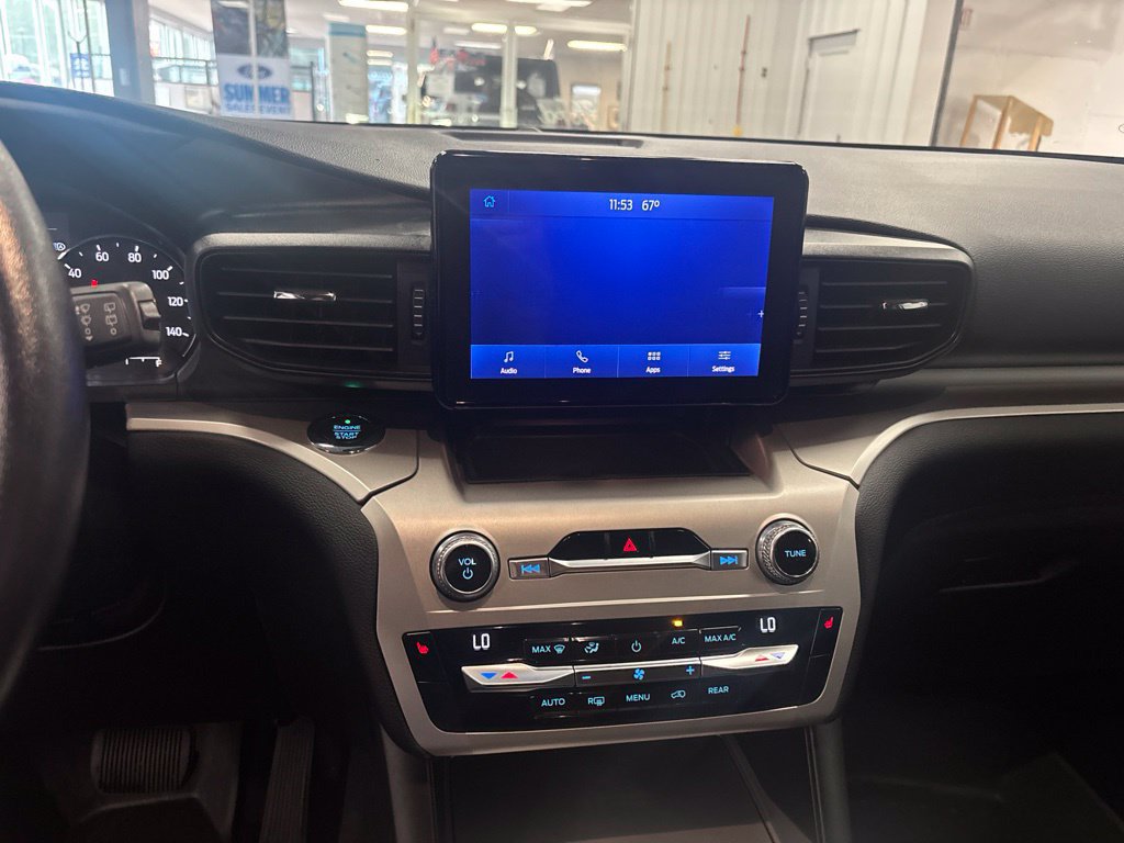 Used 2021 Ford Explorer XLT w/ Class III Trailer Tow Package AWD/4WD image 18